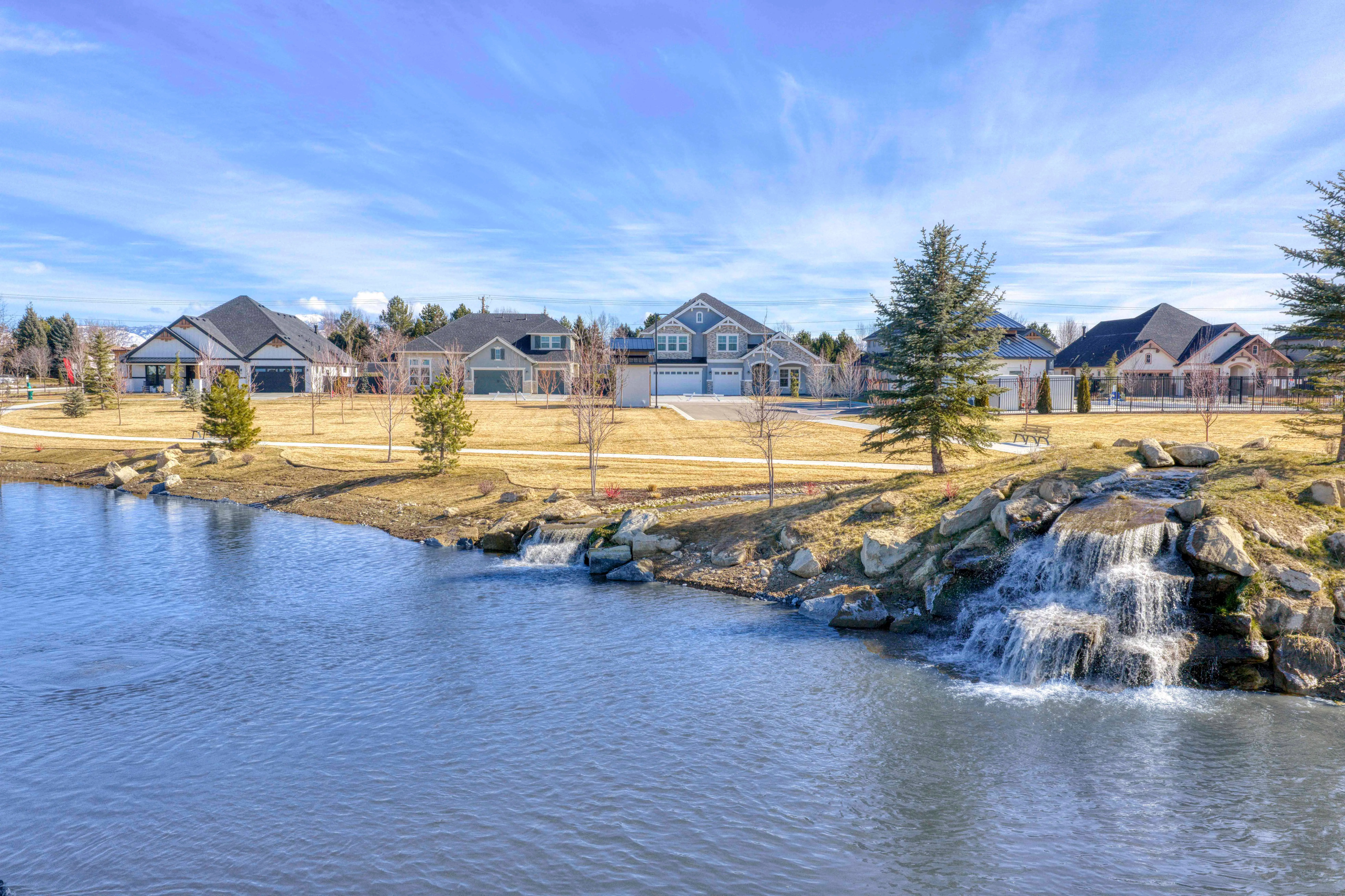 <p><strong><span>Moving Toward Happiness: Making Your “Why” the Focus of Your Home Search</span></strong></p>